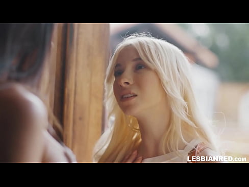 ❤️ Qiz bir necha oydan keyin uyga keladi va o'gay onasining mushukini yeydi ️❌ Super pornoda bizda ❌️❤